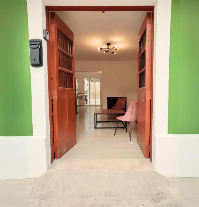 Casa Colibri Con Alberca En El Centro Mérida Exterior foto